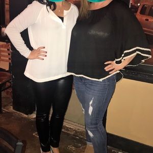 💥Super Cute Top with Bell sleeves